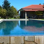 مزرعة للإقامة Quinta De Grejufe -